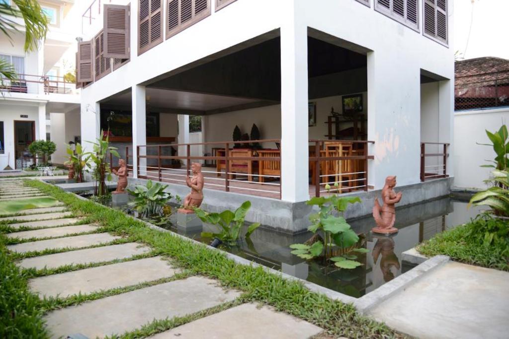 Ropanha Boutique Hotel Sihanoukville Exterior foto