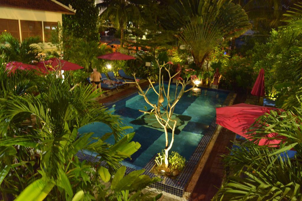 Ropanha Boutique Hotel Sihanoukville Exterior foto