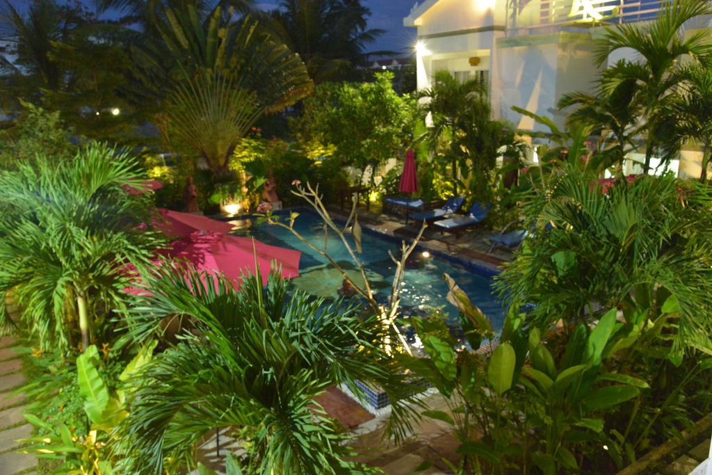 Ropanha Boutique Hotel Sihanoukville Exterior foto